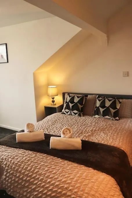 Apartament Charming 3 Bedroom Property Free Wifi & Parking Leeds  Wielka Brytania