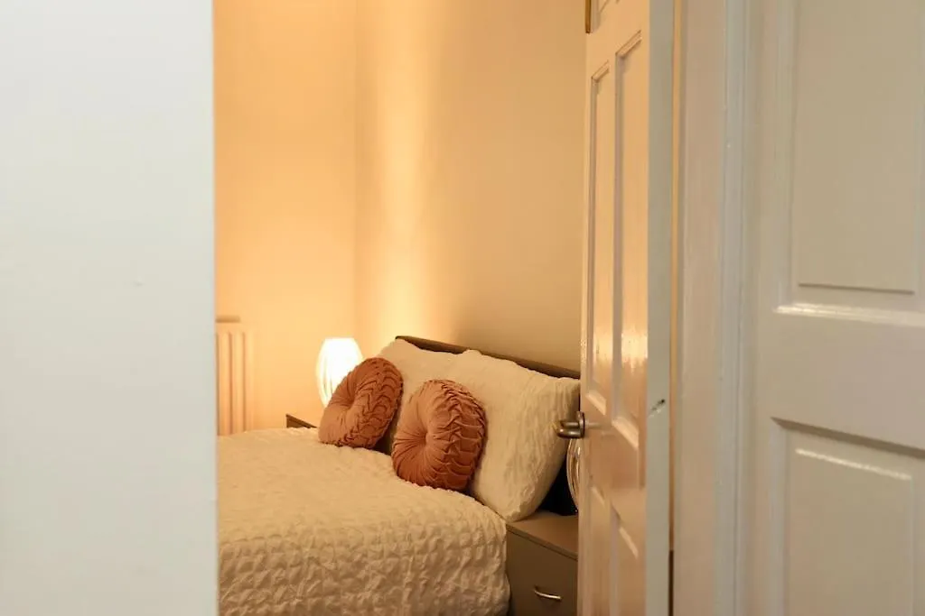 Lägenhet Charming 3 Bedroom Property Free Wifi & Parking Leeds